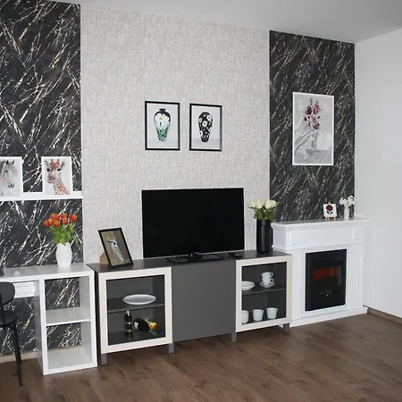Apartment With Ap Garden 2 *