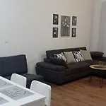 Apartamento With Ap Garden 2 *