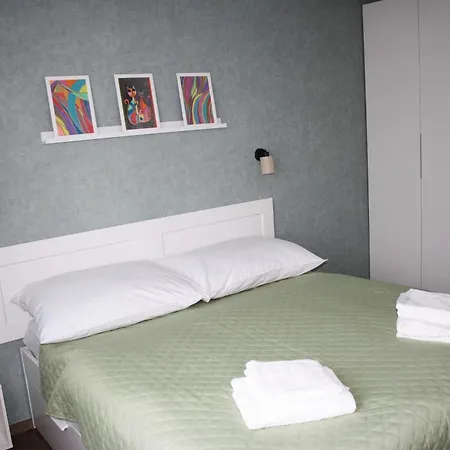 Apartamento With Ap Garden 2 *